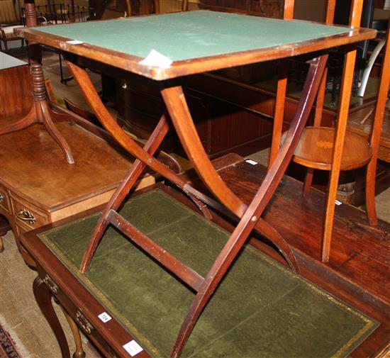 Late Victorian mahogany folding coaching table